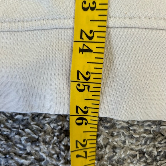 5/$25 Guess NWOT men’s slim fit crewneck sweatshirt size large - Picture 9 of 10